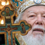 Hristos a Înviat! Ultima slujbă de Paști și predica Părintelui Patriarh Teoctist despre biruința creștinului: “Creștinii nu mor niciodată! Să fiți fii ai Adevărului!”. AMIN! În veci pomenirea lui! VIDEO din 2007 via RONCEA.RO