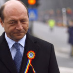 UNGURII sar la gatul lui Basescu de Ziua Drapelului National, sarbatorita cu Vanatorii de Munte din Harghita