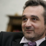 INTERVIU RONCEA: Geoană a mers la Moscova pe urmele lui Patriciu. Consilierul prezidenţial Sebastian Lăzăroiu, despre presa si moguli (II)