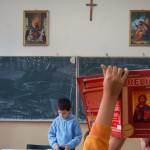 Scrisoare Deschisă adresată ministrului Educației: Nu intoarceti Romania in epoca stalinista! Predarea religiei in scoli este un drept al copiilor romani, recastigat de parintii lor in decembrie 1989