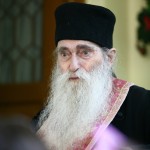 Parintele Arsenie Papacioc. Dumnezeu sa-l aiba in cetele sfintilor romani, alaturi de martirii generatiei marturisitorilor! Generatia neinfranta