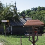 Troita legionara de la Rosia Montana si mormantul lui Simion Balint, capitan al Legiunii lui Avram Iancu, aflat in cimitirul bisericii greco-catolice din sat (nu se darama, nu se stramuta)