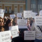 Semnati Petitia Online pentru salvarea UMF Targu Mures: Peste 4000 de romani cer Guvernului sa respecte autonomia universitara si Constitutia Romaniei