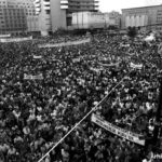 Piata Universitatii 1990 a erupt de ziua Sfantului Gheorghe. Ziaristi Online: Omagiu Profesorului Gheorghe Buzatu de Sfantul Gheorghe. Florin Constantiniu: “Gh. Buzatu este un Alfred Hitchcock al istoriei celui de-al doilea razboi mondial”