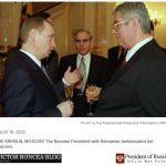 De ce Victor Ponta are dreptate in cazul plagiatului: nu el a plagiat ci cel/i care i-a/u scris Teza de Doctorat :) Ceea ce inseamna “auto-plagiat”. Suspecti de serviciu: Ion Diaconu (foto cu Vladimir Putin), Dumitru Diaconu si Vasile Cretu