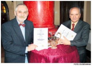 Gabriel Cobasnian si Benone Neagoe la Premiile UZP 2012 - Foto Eugen Mihai
