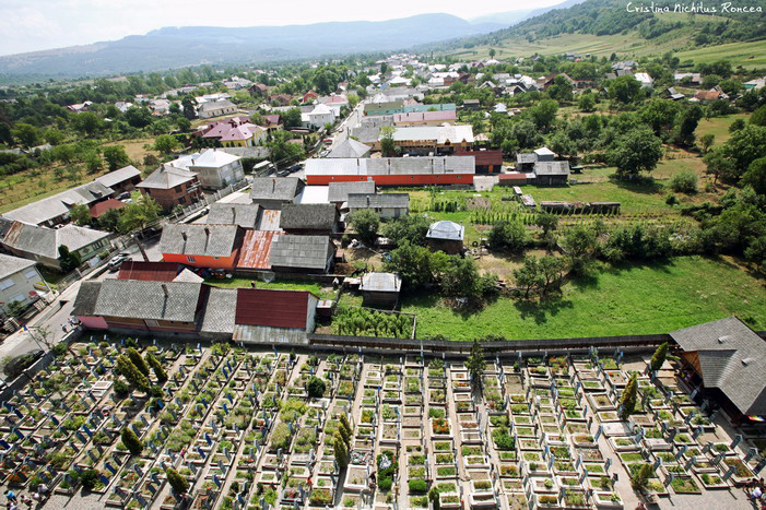 Cimitirul Vesel si Manastirea Sapanta - Peri de Cristina Nichitu