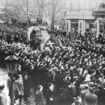 FOTOGRAFII ISTORICE de la înmormântarea eroilor legionari Ion Moţa şi Vasile Marin. Cuvânt In Memoriam la Majadahonda de Doamna Aspazia Oţel Petrescu. Mircea Eliade şi Nicolae Iorga despre jertfa românească din Spania