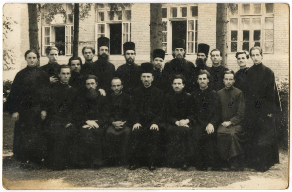 Parintele Justin la Seminar la Cernica 1939 via Manastirea Petru Voda