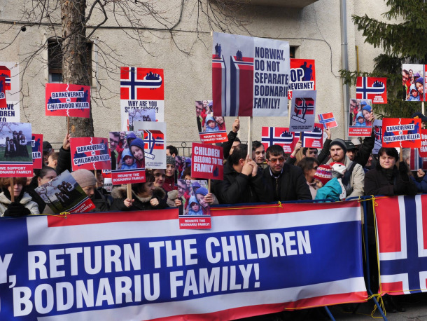 protest-pt-familia-Bodnariu-ambasada-Norvegiei